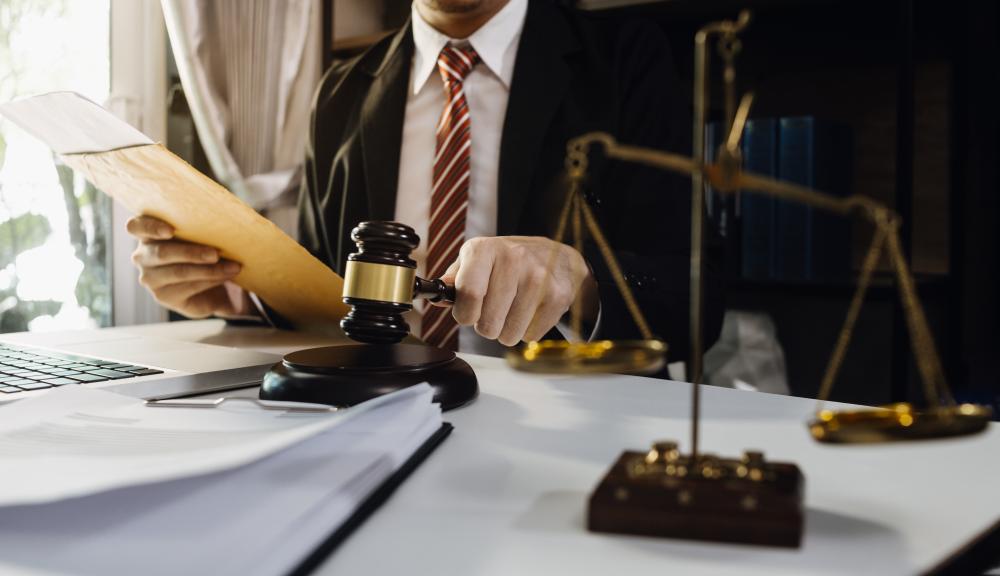 Why Choose a Personal Injury Attorney Burbank CA